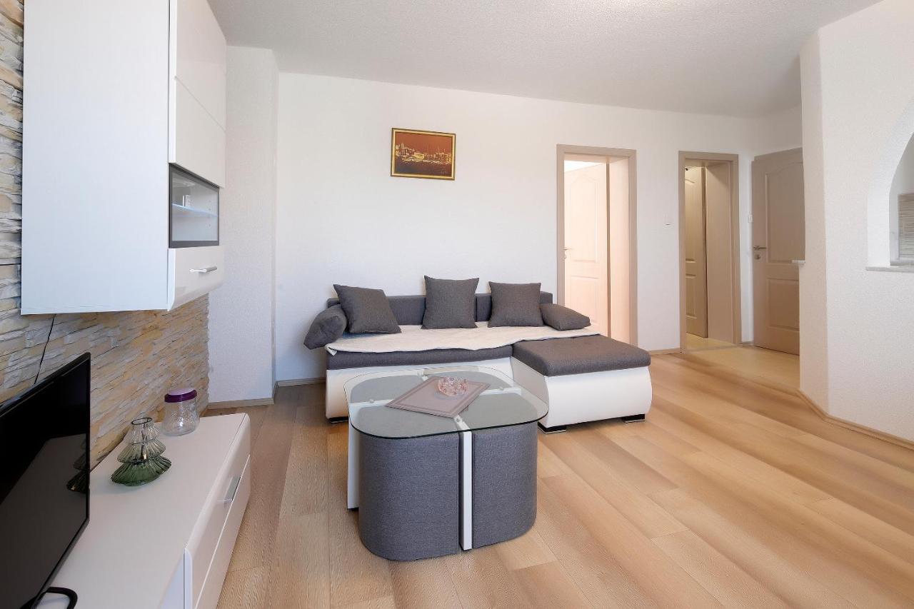 Apartmán L&r *