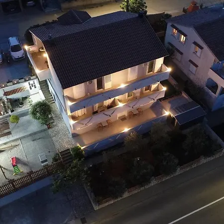 L&R Apartmani Vrh  Exterior photo