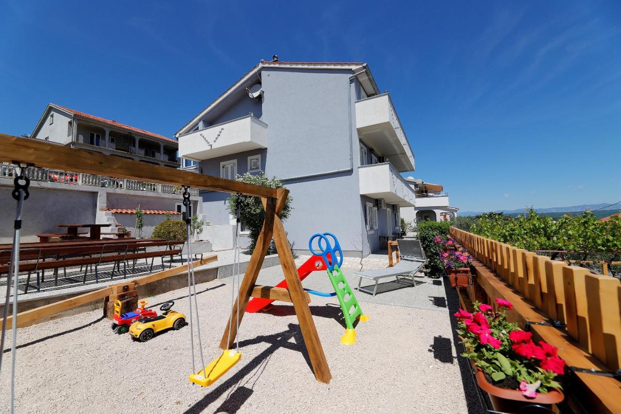 L&r Apartment Vrh (Krk)