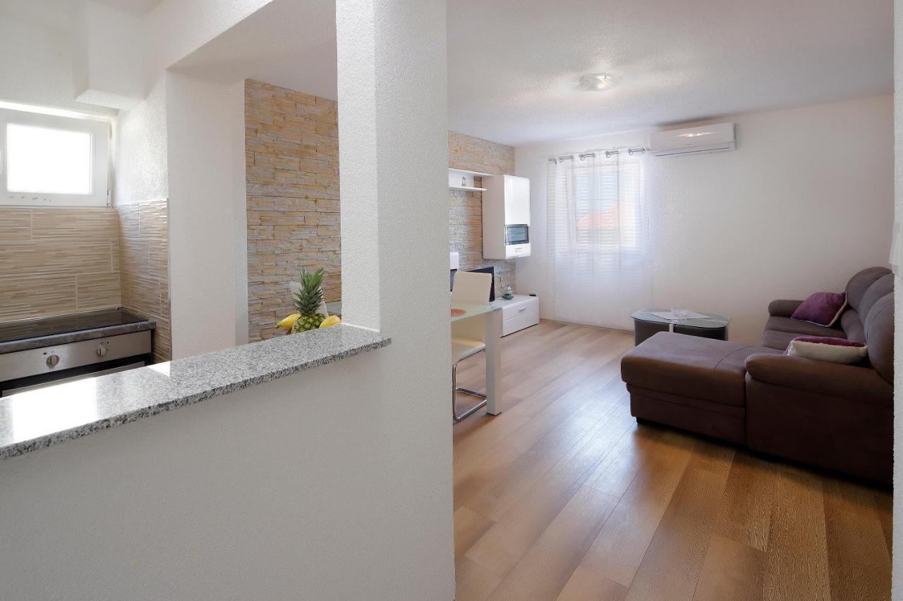 L&r Apartment Vrh (Krk)
