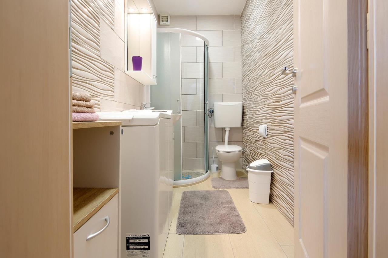 L&r Apartment *